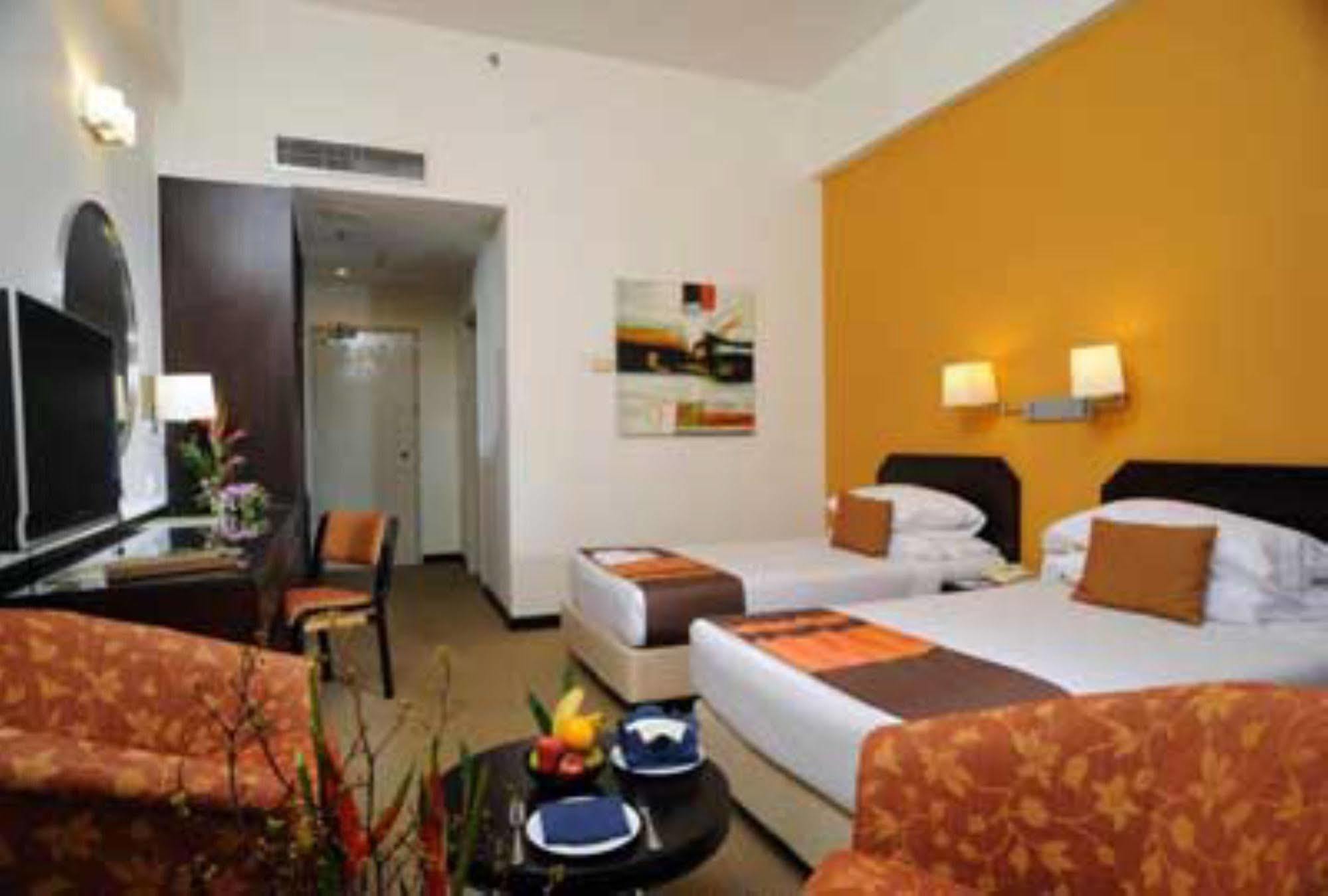 Rhr Hotel At Uniten Kajang Kültér fotó